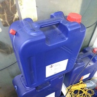 Camping equipment. Tong minyak plastik 20L
