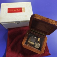 99%new 瑞士 Reuge Music 音樂盒 / Music Box #完美收藏品  Reuge 音樂盒 蝴蝶木雕