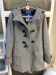 Burberry Blue Label 灰色牛角扣外套