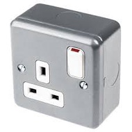 MK G2977 ALM 1 gang 13A Metalclad Switch Socket Outlet (Sirim Approved)
