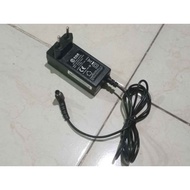 14v 1.768a Adapter Round middle needle
