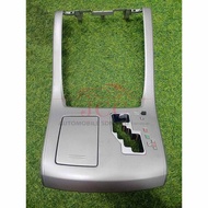 TOYOTA VELLFIRE/ALPHARD (ANH20) 2010 RADIO PANEL 55412-58070 JAPAN USED [2E-5A-D903]