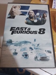 狂野時速8電影dvd   隻碟冇花   有中文字幕   深水埗地鐵站石硤尾地鐵站    2017年的美國動作片，由加利·格雷負責執導，基斯·摩根編劇。本片為「狂野時速系列」的第八部作品，由雲·迪素、狄