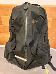 ARCTERYX 始祖鳥系列 24018 Arro 16