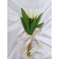 Bunga tangan tulip off white bunga tangan murah bunga tangan pengantin bunga tangan bajet