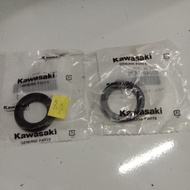 Crankshaft Oil Seal NINJA R RR SS 150 2-STROKE 2-STROKE 2-T Sil Right Clutch Magnet 92049-1478-1479 