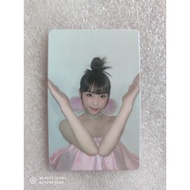 [Yena] Official (Smiley) Photocard