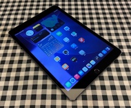 平讓 Apple iPad 8 128G WIFI上網 平板電腦 太空灰色 行貨 90%新 不新淨 詳細請看備註 電量和操作全正常 已更新到最新 OS 26.5.2 和已還回原廠設定 能支援 Appl