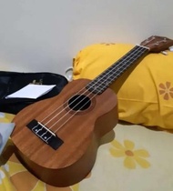 Gitar Akustik Ukulele Senar 4 Capo Guitar Gitar Ukulele Gitar Mini Gitar Klasik Guitar Akustik