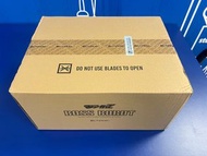 全新 Blitzway Boss Robot  大鐵牛 合金模型