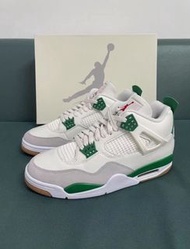 Nike SB x Jordan Air Jordan 4 Pine