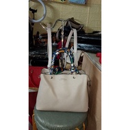 DUSTO BRAND UKAY BAG TWO WAY HANDBAG/SLING BAG