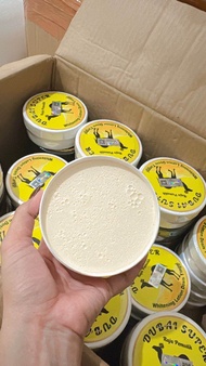 DUBAI SUPER Raja Pemutih Lotion Dosis Tinggi - Kemasan Putih Kuning dengan Gambar Kijang - Perawatan