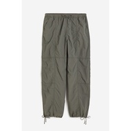 HM ผู้หญิง กางเกงลำลอง หลวม โคมไฟยาว กางเกงขายาว ไนลอนร่มชูชีพ กางเกง คอลเลกชันฤดูใบไม้ร่วง แฟชั่นสุ