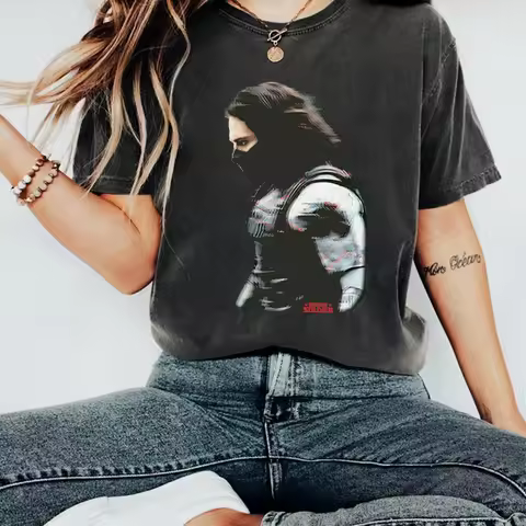 Vintage BUCKY BARNES T-Shirt Retro 90s Tee Winter Soldier 1917 Shirt Movie Graphic T Shirt Unisex Sh