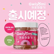 Gwiyomi Dried Korean Strawberry + Chocolate Callebaut 😍🍓