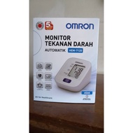 Blood pressure monitor/ OMRON BP Monitor Original JAPAN HEM7120