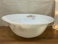 免運費 free shipping Vintage INDONESIA milk glass salad bowl fruit bowl dessert serving bowl soup serving pot 早期 印尼製 牛奶玻璃 強化玻璃 沙拉盆 水果盤 甜湯 年菜盆 湯 鍋 羹 盆 大碗公 碗公 大碗