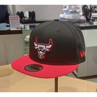 New Era 9Fifty 2Tone Chicago Bulls Black Snapback Cap