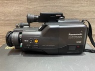 Panasonic NV-M10 VHS 錄影帶攝影機 懷舊攝影機 VHS攝影機  拍戲道具 造型背景 收藏擺飾 零件機