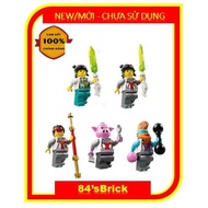 Assembling toys of Lego Monkie Kid characters separated Set 80055/80058