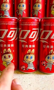 Labubu x Coke 可口可樂世界杯