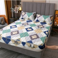 【SUVPR】Thicken Quilted Mattress Cover King Queen size Quilted Bed Fitted Bed Sheet Mattress Bed Cover (Not Pillowcases)