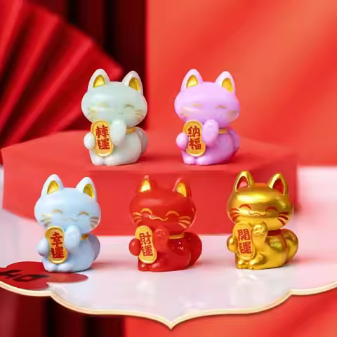 Cartoon Lucky Cat Statue Creative Cute Lucky Cat Figurine Exquisite Animal Model Miniatures Home Car