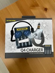 Nitecore battery chargers 🔌  Q4 電池充電器 快速充電器 四單位 萬能充電 18650 AA AAA