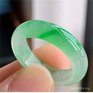 Myanmar Lelaki dan Wanita Hadiah Jed Ais Cincin Jed Yang Hadiah Cincin Hijau Jadeite Diproses Cincin