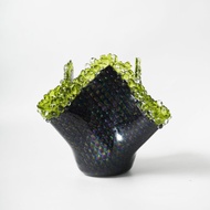 V1 低調奢華琉璃花瓶, 採用特殊五彩黑金玻璃窯燒而成