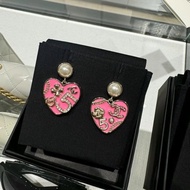 Chanel香奈兒粉色愛心耳環