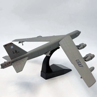 1/200 American B-52 Remote Strategic Bomber Model Alloy Simulation Finished Product Ornaments Gifts