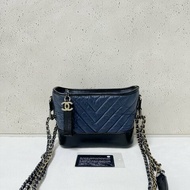 Chanel Gabrielle small v紋小號流浪包