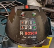 [二手商品] BOSCH 12V 電動工具充電器與2.0AH電池