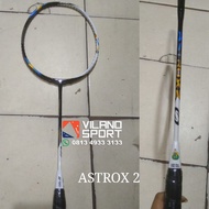 Yonex ASTROX 2 Black / white Badminton Racket