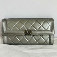 CHANEL LEBOY 銀色長夾錢包