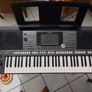 Keyboard Yamaha PSR S970 + sustain &amp; softcover