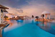 Sharq Village & Spa, a Ritz-Carlton Hotel