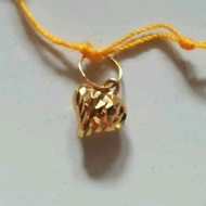 use baucer n coins loket love 0.34g