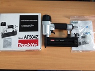 Súng bắn đinh Makita AF504Z
