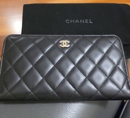 Chanel 黑色拉鍊長銀包