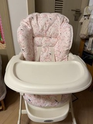 Combi Joy 嬰兒安撫餐搖椅 (手動版)餐椅連軟墊