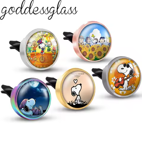 Snoopy and Friends Woodstock Cute Anime Photo Aromatherapy Car Decoration Clip Perfume Locket Fittin
