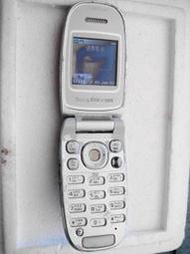 Sony Ericsson Z300i Z300 GSM 雙頻 無照相 摺疊 手機2