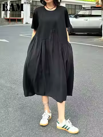 [EAM] Women Black Irregular Pleated Big Size Midi Dress New Round Neck Short Sleeve Fashion Tide Spr