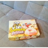 Cardboard for donuts containing 6 fresh donuts (10 sheets)