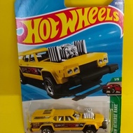 Hot wheels 91/250 CRUISE BRUISER YELLOW CAR FROM REVERSE RAKE SERIES' NEW IN PACKAGE.