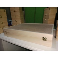 Wooden Box/wooden storage Box measuring 45×35×7 cm