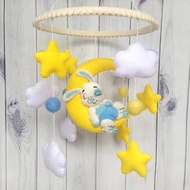 兔寶寶男孩移動挂件毛氈兔子寶寶房間裝飾嬰兒床移動兔子星星雲